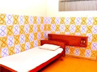 Sri Saibaba Guest House Pondicherry Dış mekan fotoğraf